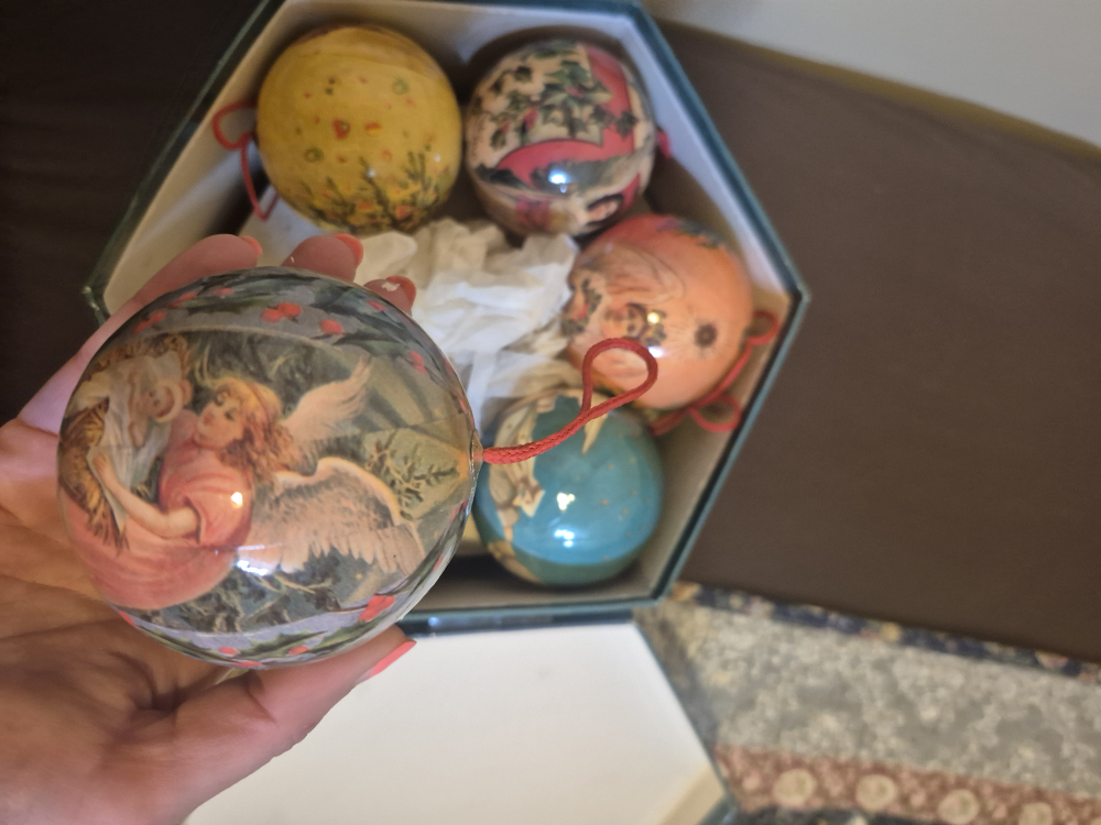 Vintage Twelve Glorious Angels Christmas Ornaments - photo 3