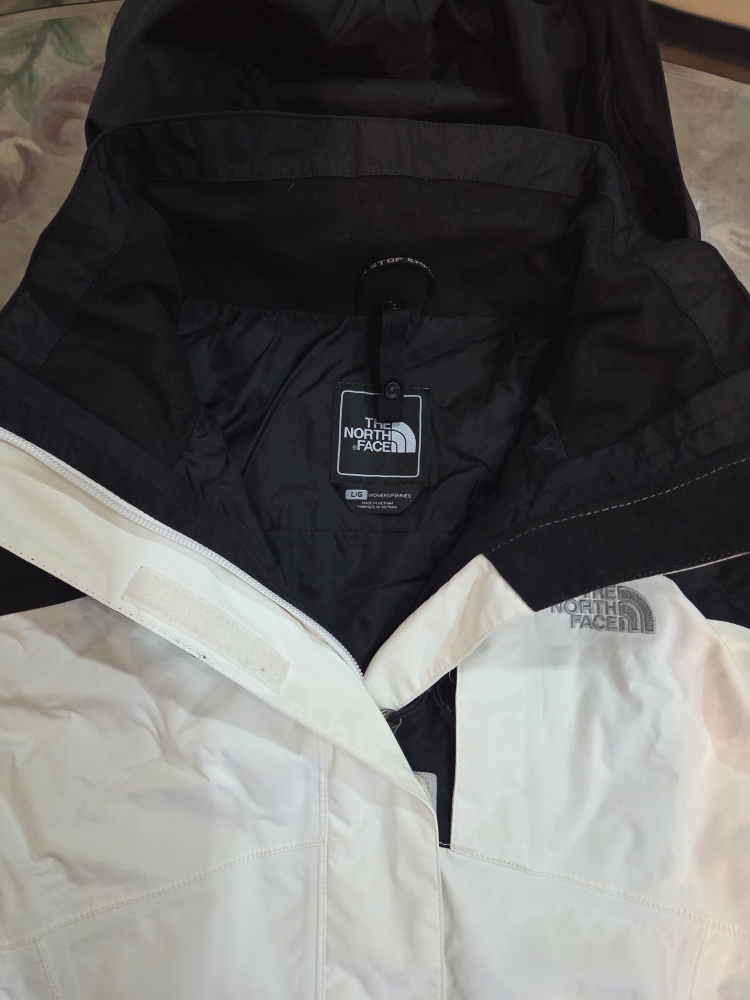 The North Face Jacket - Black & White - Size L - photo 2