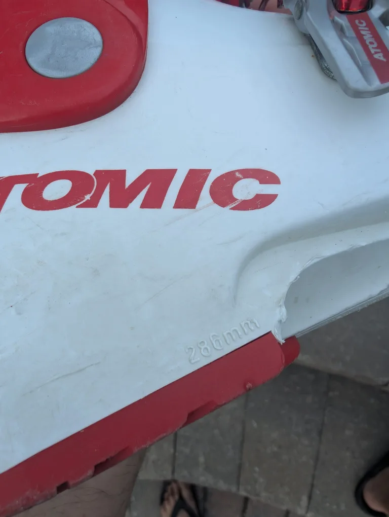 Atomic iX4 Ski Boots - size 24.5 to 25 image indicator(5)