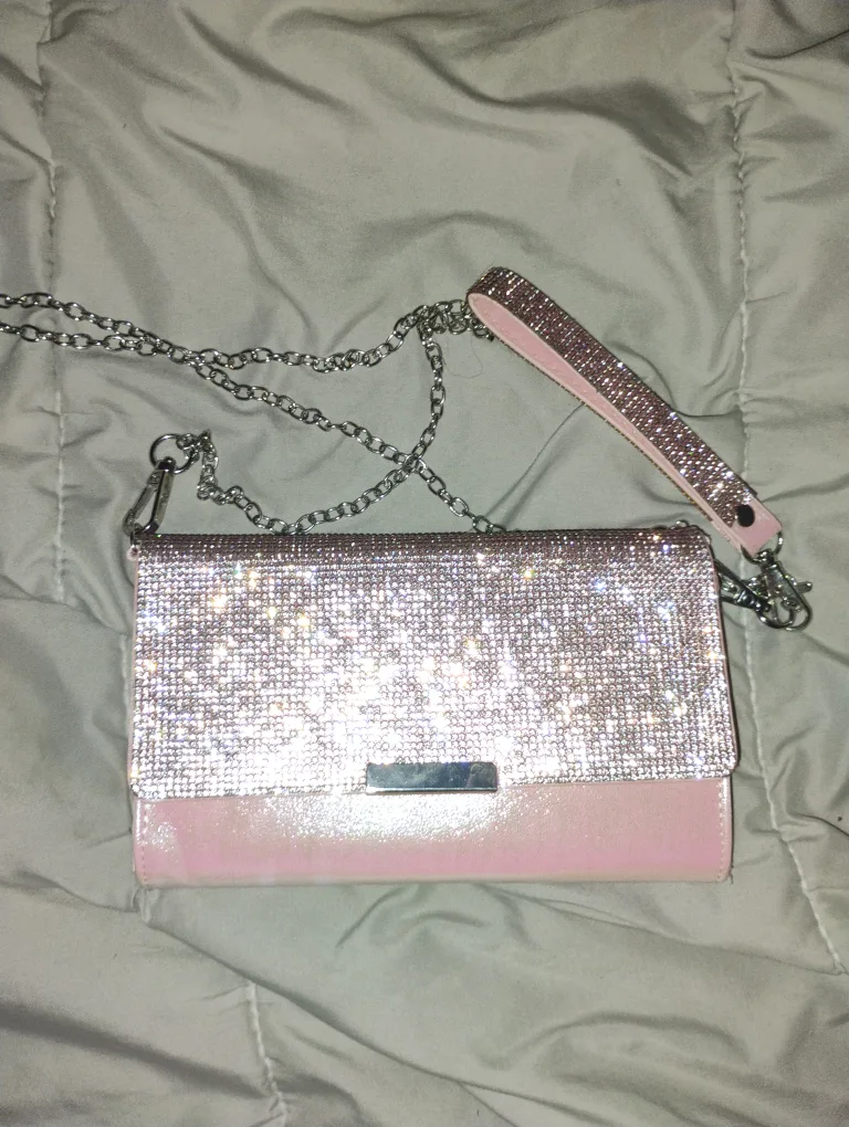 not used Pink Rhinestone Clutch with Chain Strap 10$ thumbnail