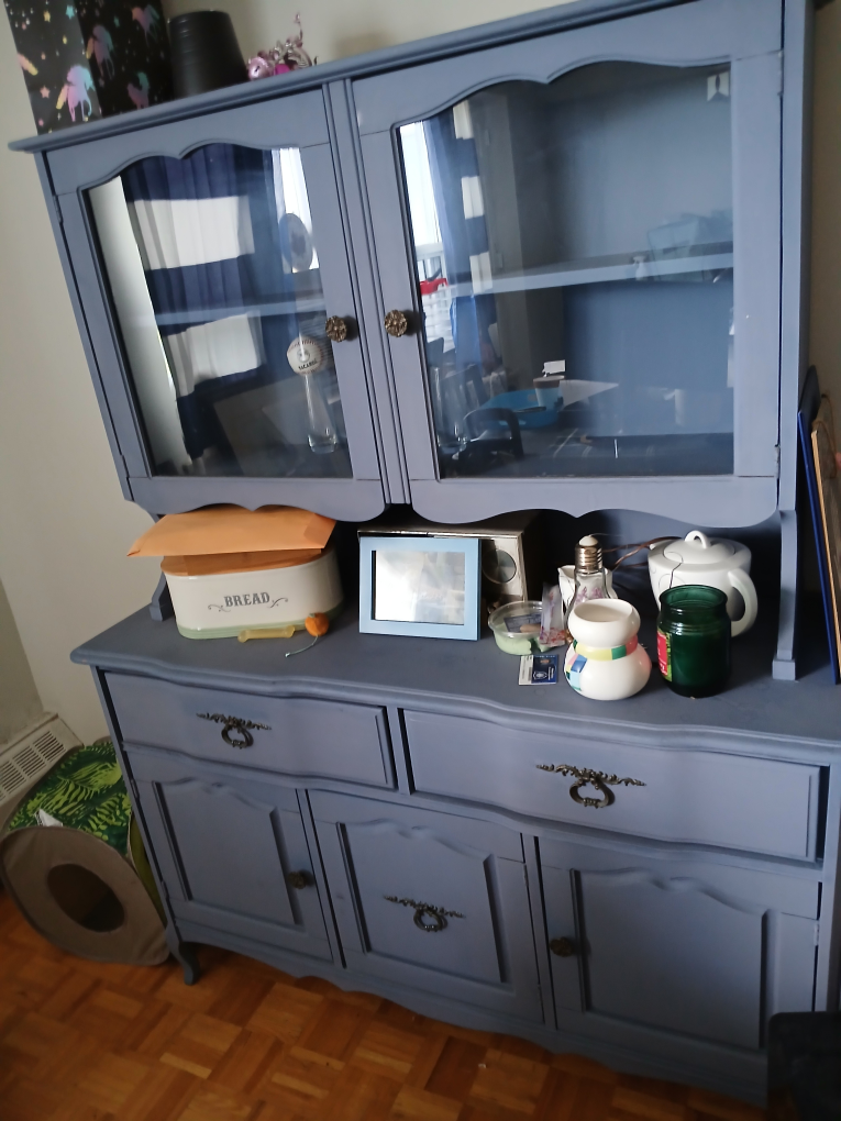Blue Painted Hutch and dining table - photo 3