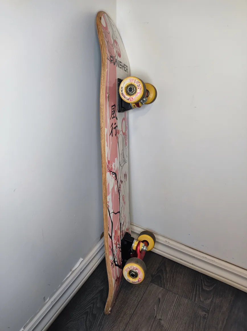 Punisher Skateboard - Sakura Design image indicator(2)