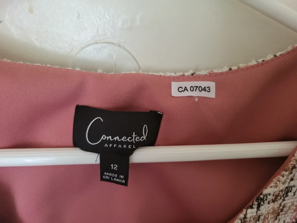 Connected Apparel Dress - Size 12 image indicator(2)