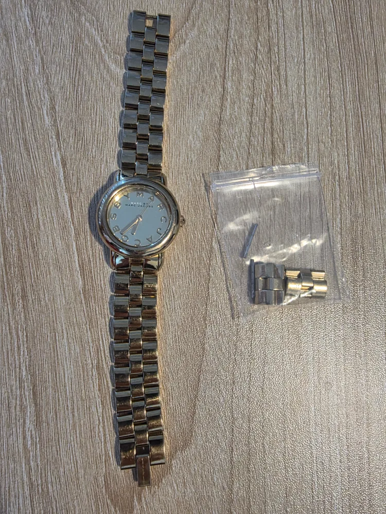 Marc Jacobs Gold-Tone Ladies Watch thumbnail