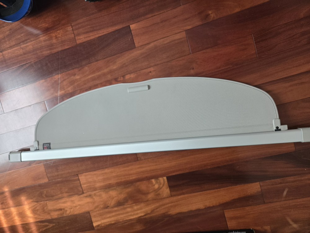Grey Retractable Cargo Cover for Nissan rogue