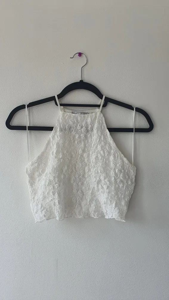 White Crop Tops thumbnail