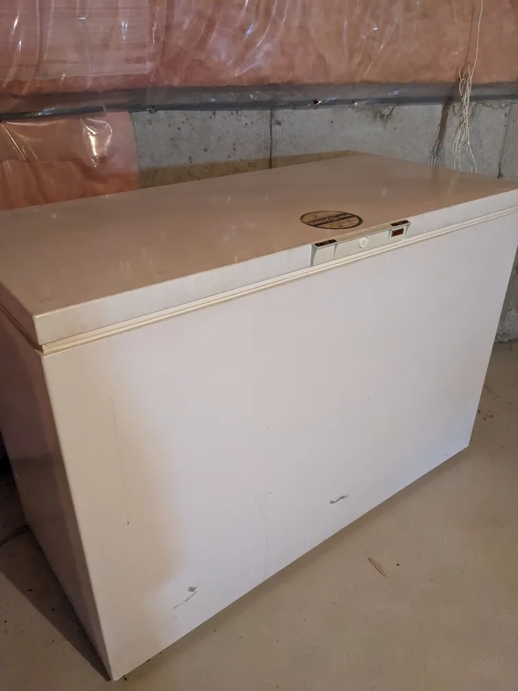 Chest Freezer - White thumbnail