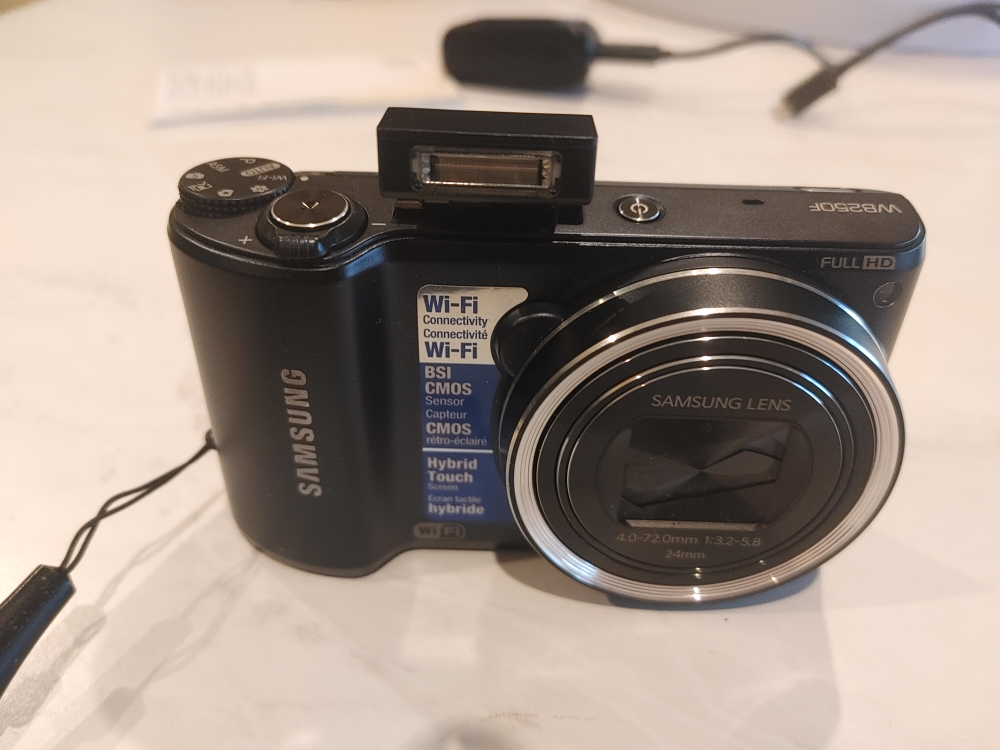 Samsung WB250F Smart Camera - WiFi