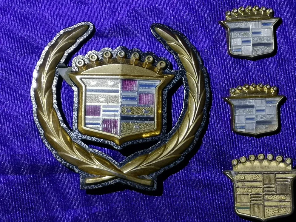 Cadillac Logos, Badges, Ornaments, Emblems thumbnail