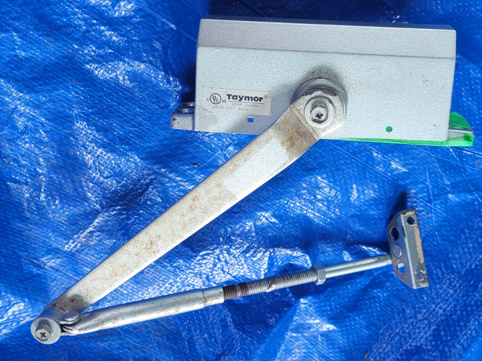 Used door closer - photo 2