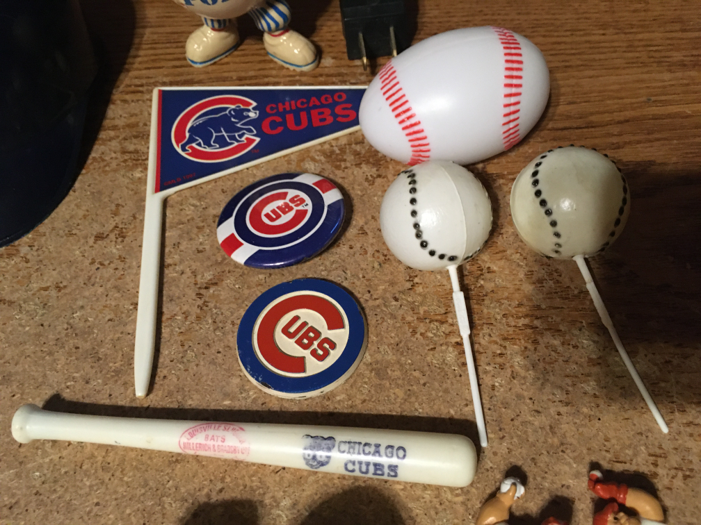 Lot of Vintage Baseball Collectibles Mini Helmets Bobbleheads ++ - photo 3