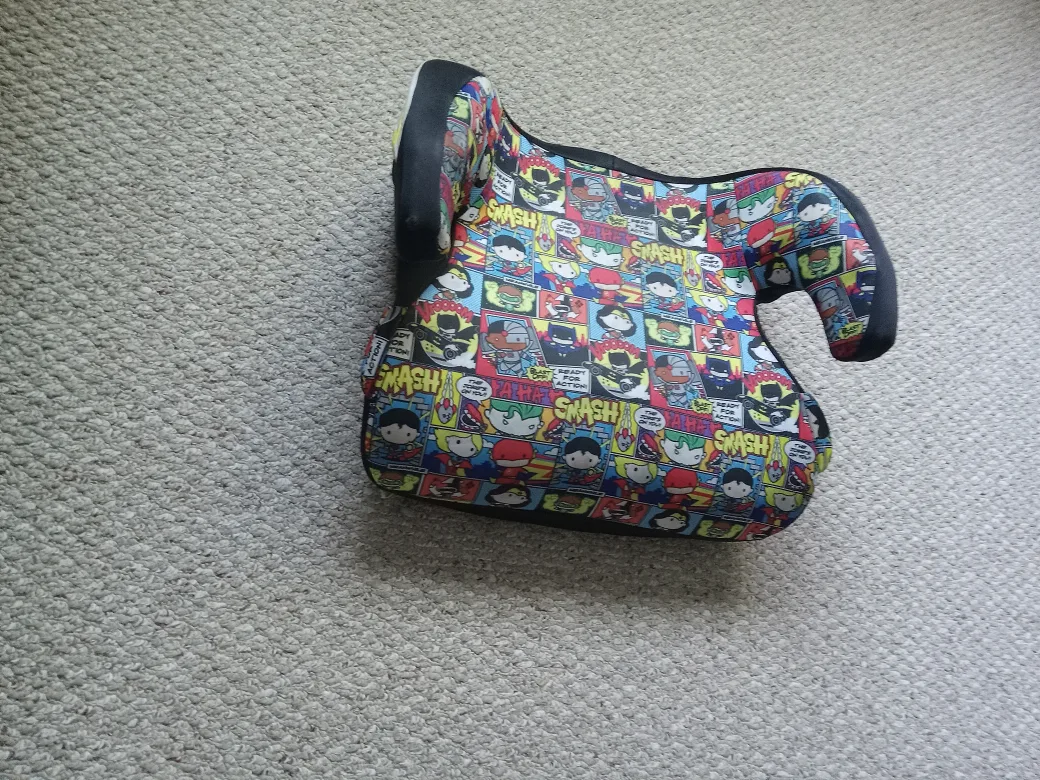 Kids Embrace DC Comics Booster Car Seat thumbnail
