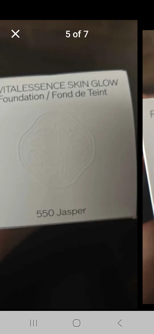 Shiseido Revitalessence Skin Glow Foundation image indicator(3)