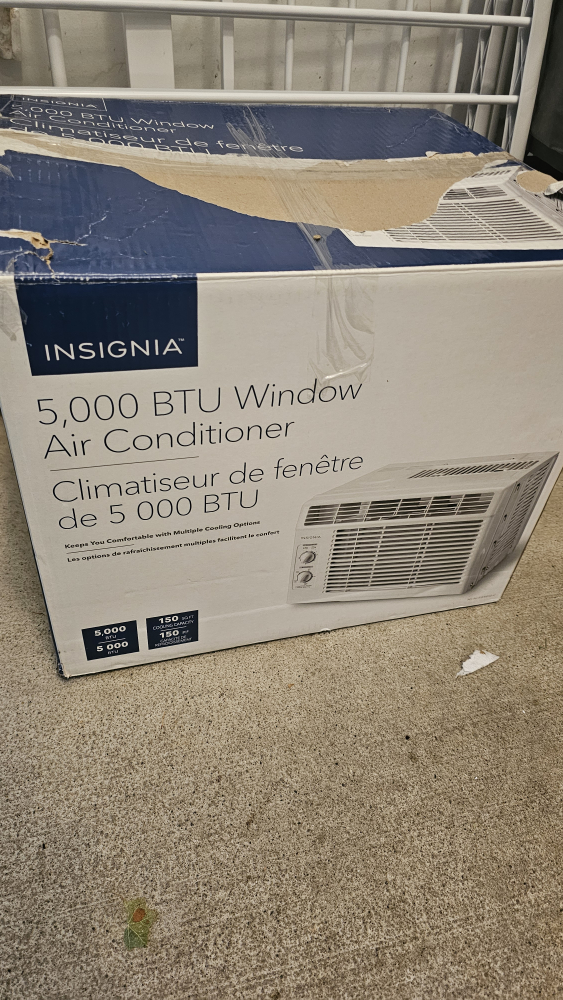 Insignia 5,000 BTU Window Air Conditioner - photo 2