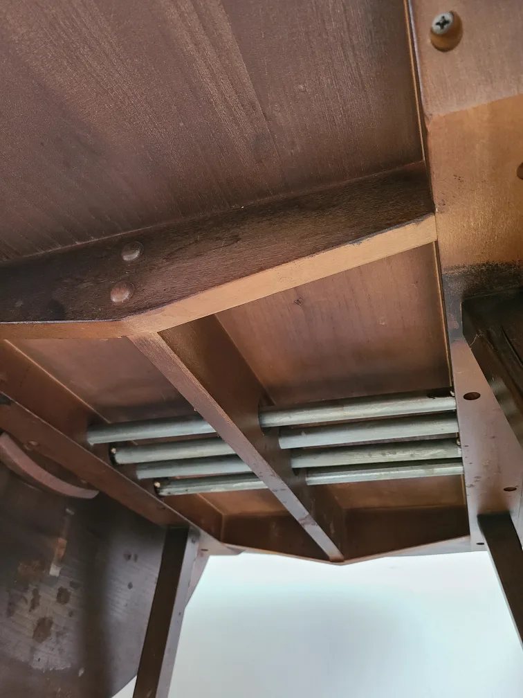 Ercol Drop Leaf Table and 4 Chairs image indicator(4)