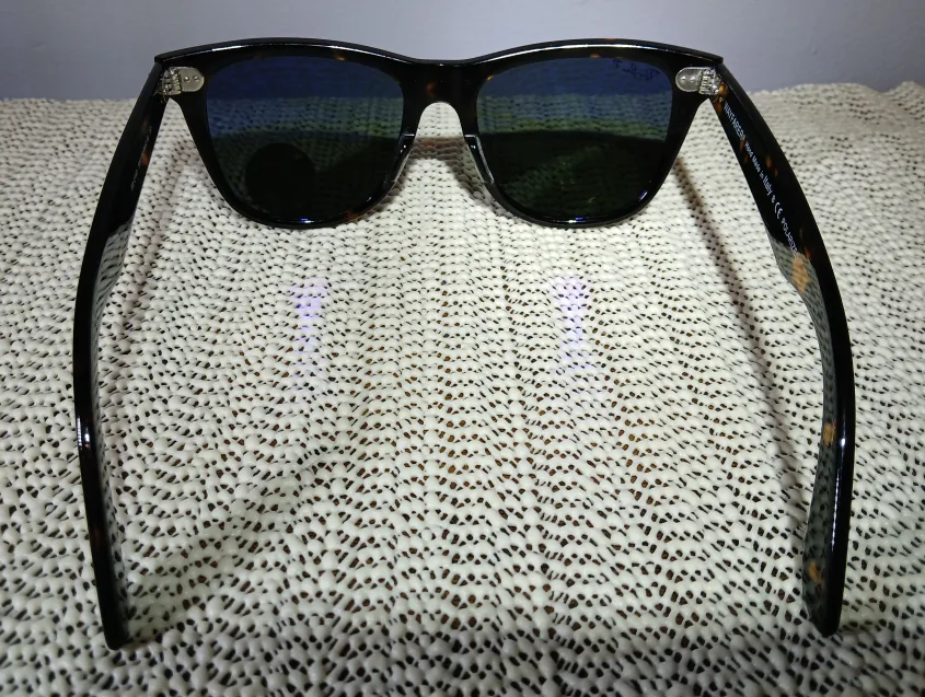 Ray-Ban Wayfarer RB2140 902/58 Sunglasses 54mm lense image indicator(5)