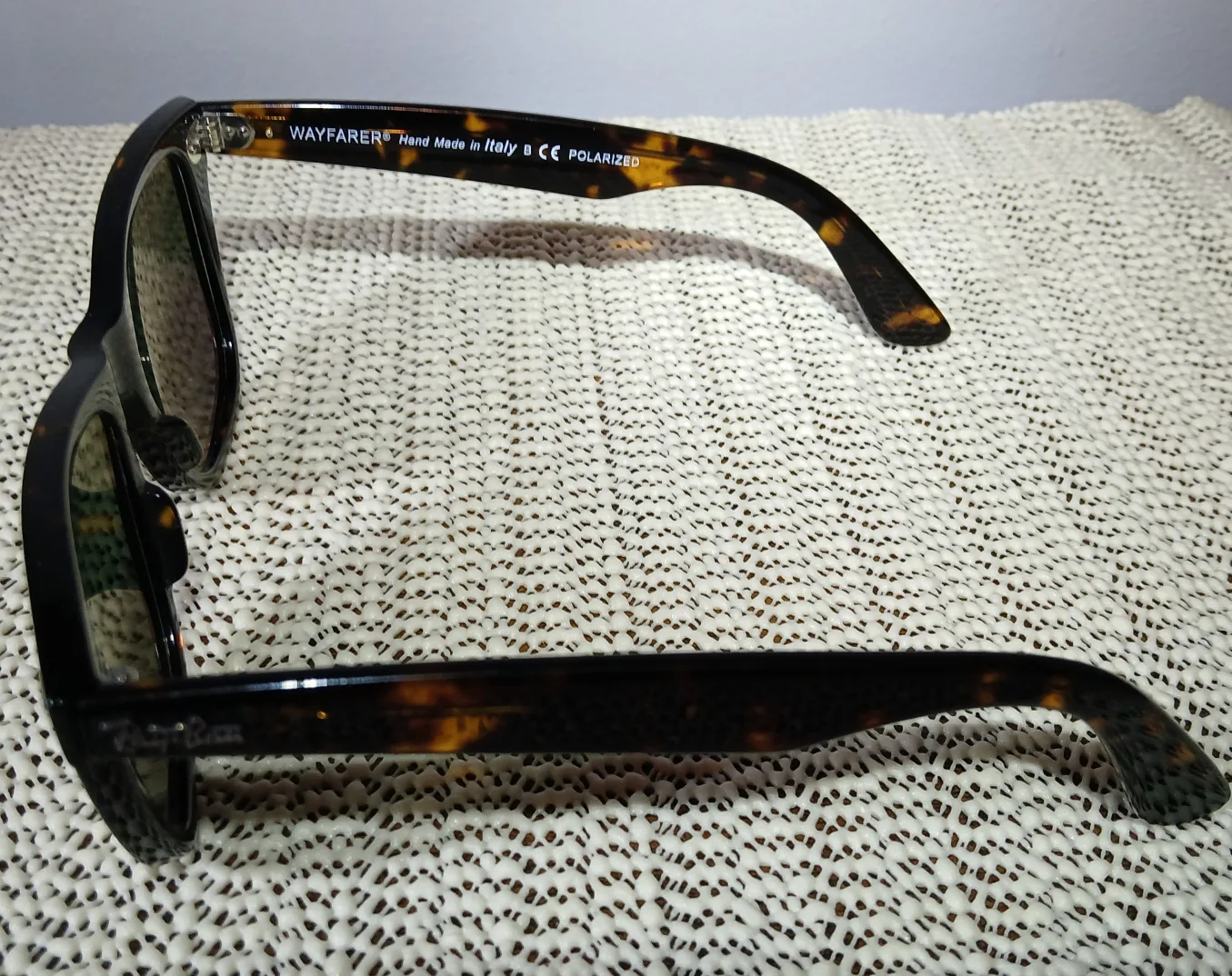 Ray-Ban Wayfarer RB2140 902/58 Sunglasses 54mm lense image indicator(7)