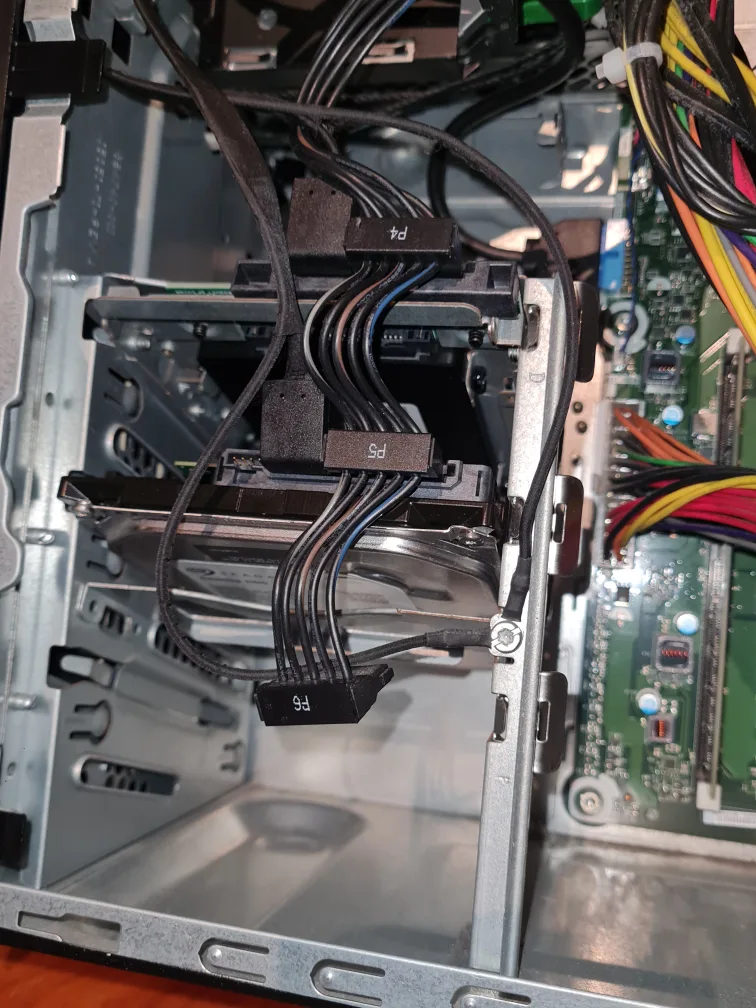 OMEN by HP Desktop PC Series, i7 6700, Model No 870-119 image indicator(7)