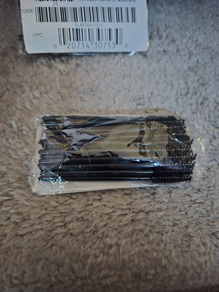Clinique Generic Mascara Wands - New - photo 2