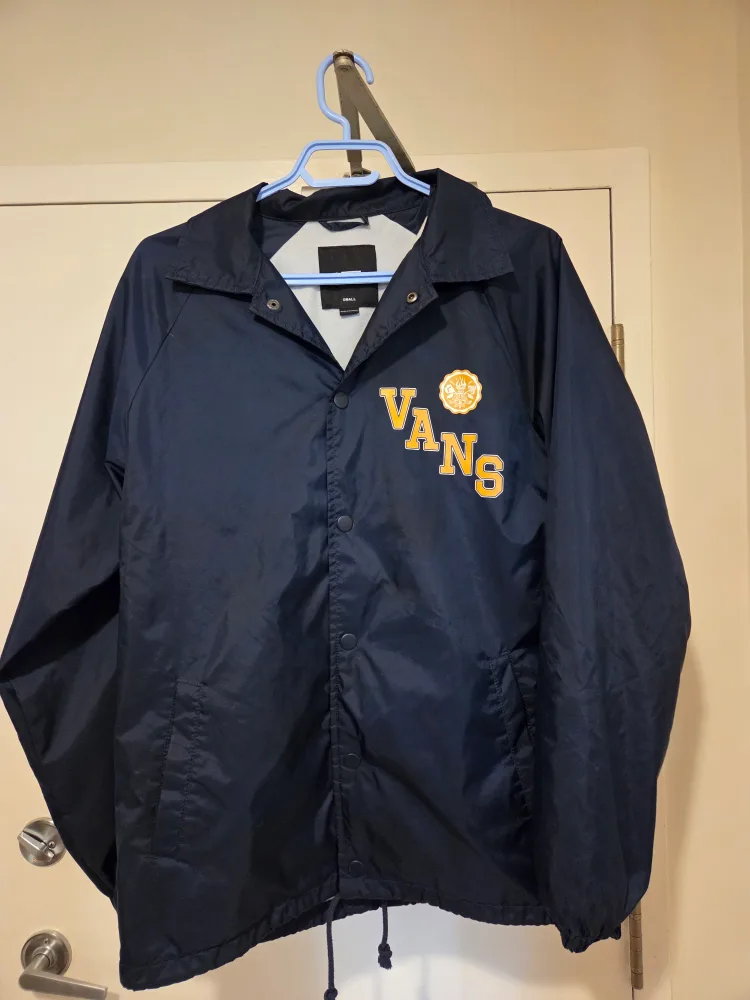 Vans windbreaker size small man .
