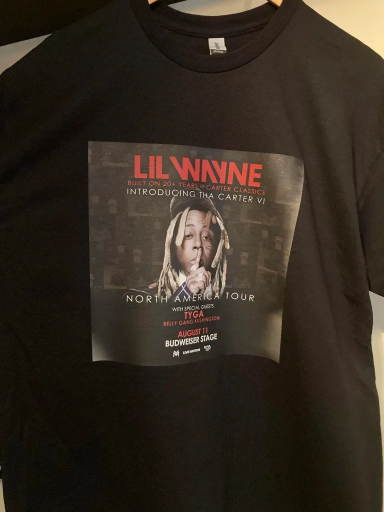 Lil Wayne T-Shirt's AUG 11th BUD STAGE 4 designs to chose from image indicator(3)