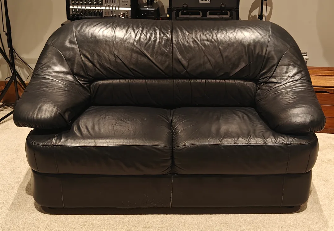 Black Leather Sofa - Used thumbnail