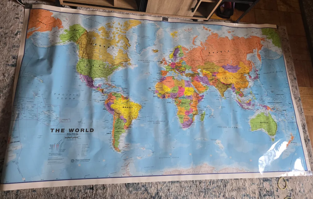FREE 6 Foot World Map thumbnail