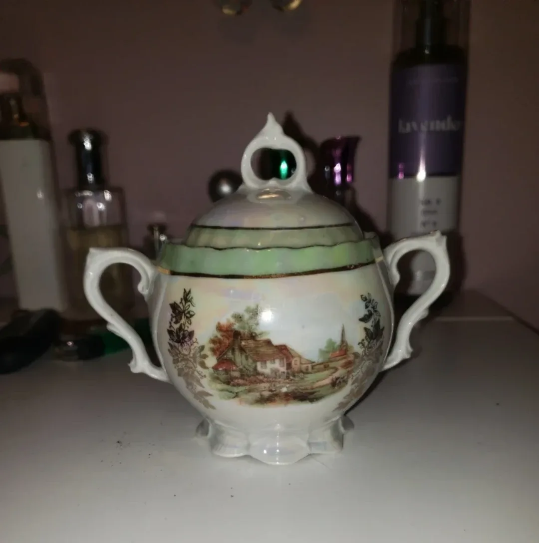Vintage Sugar Bowl with Lid 🧡 image indicator(4)