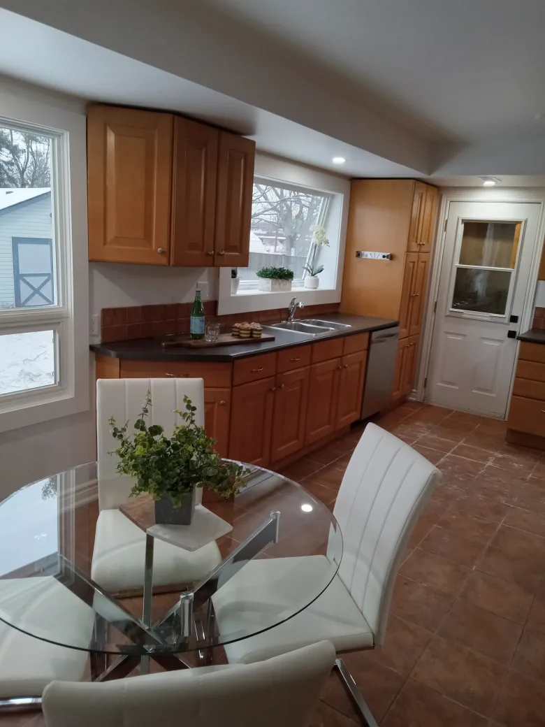 Glass and chrome dining room set image indicator(3)