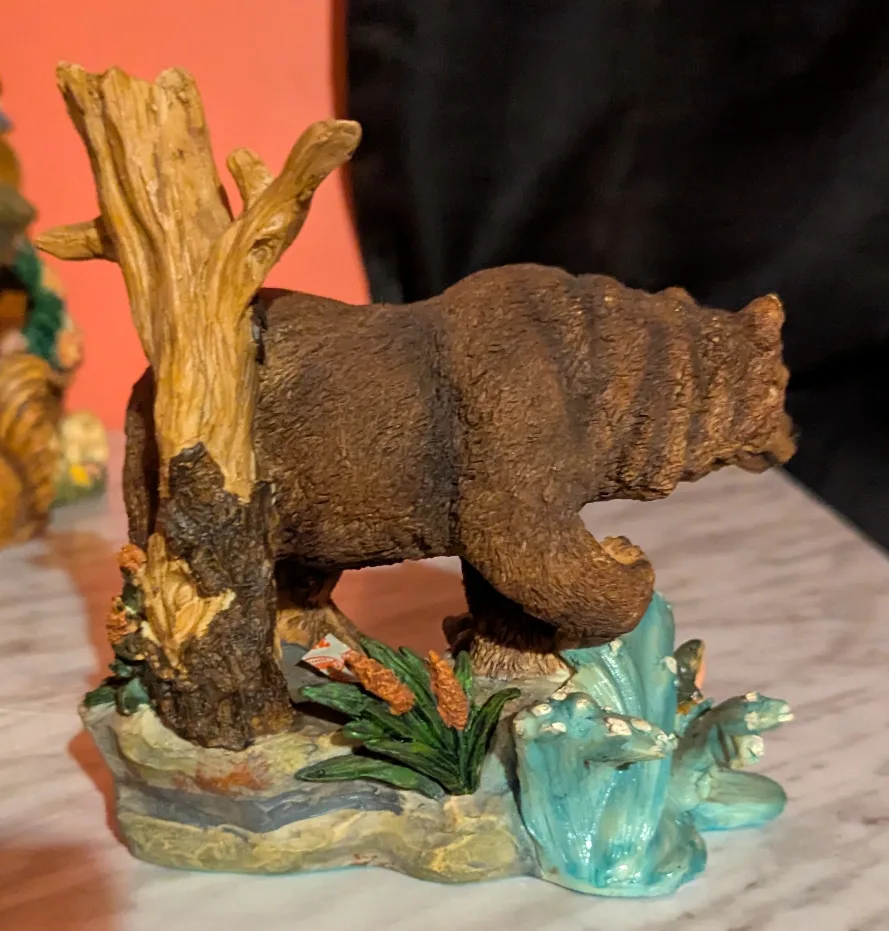 Bear and Tree Figurine image indicator(3)
