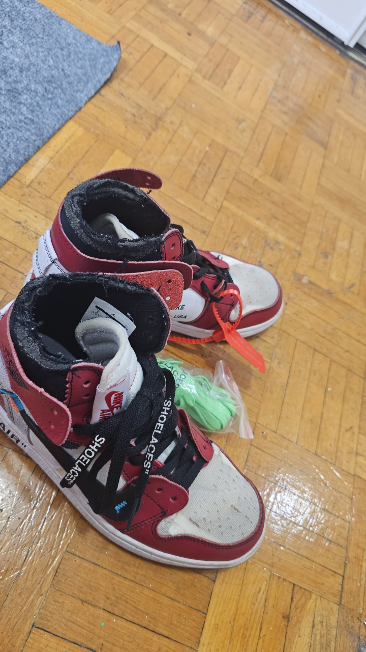 Nike Air Jordan 1 Retro High Off-White Chicago - Size 7 - photo 2