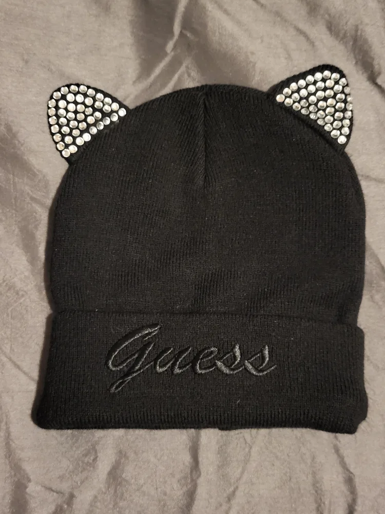 Guess Girl Hat With Ears thumbnail