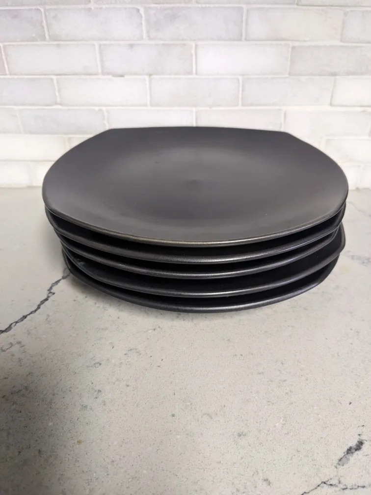 Presidents Choice black side plates thumbnail