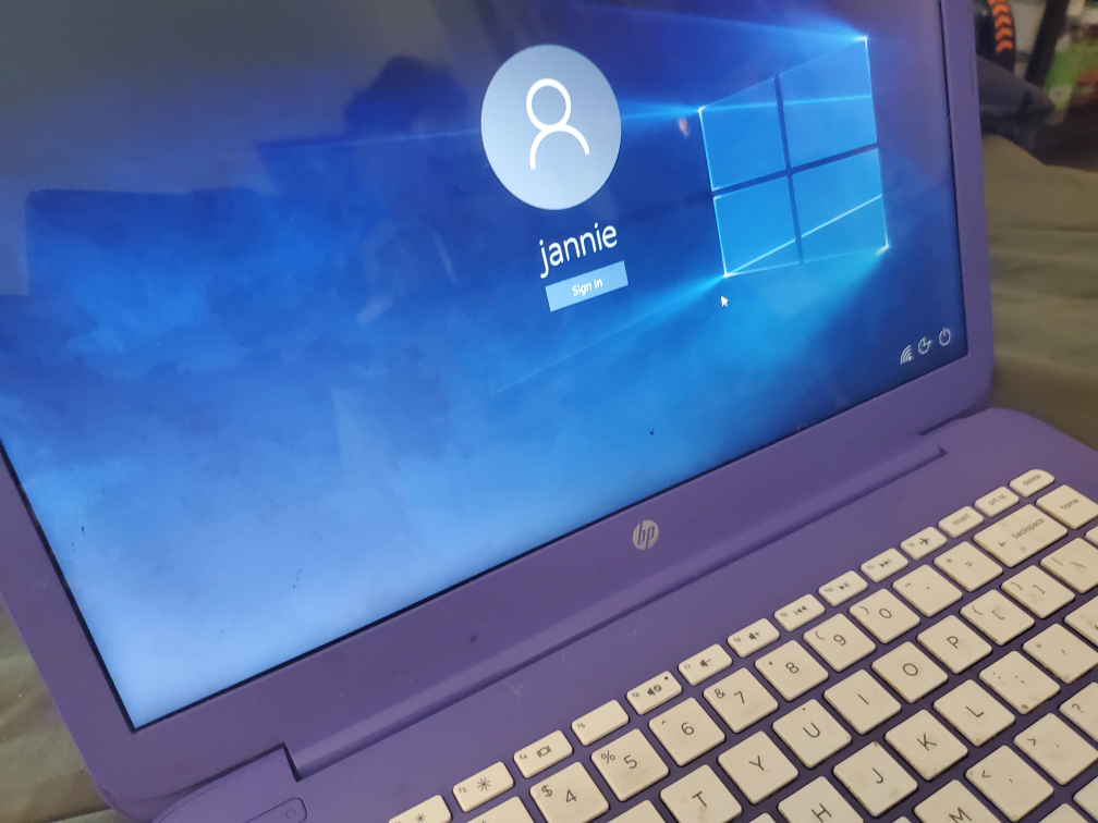 HP Stream Laptop 14-ax0XX - Purple - photo 2