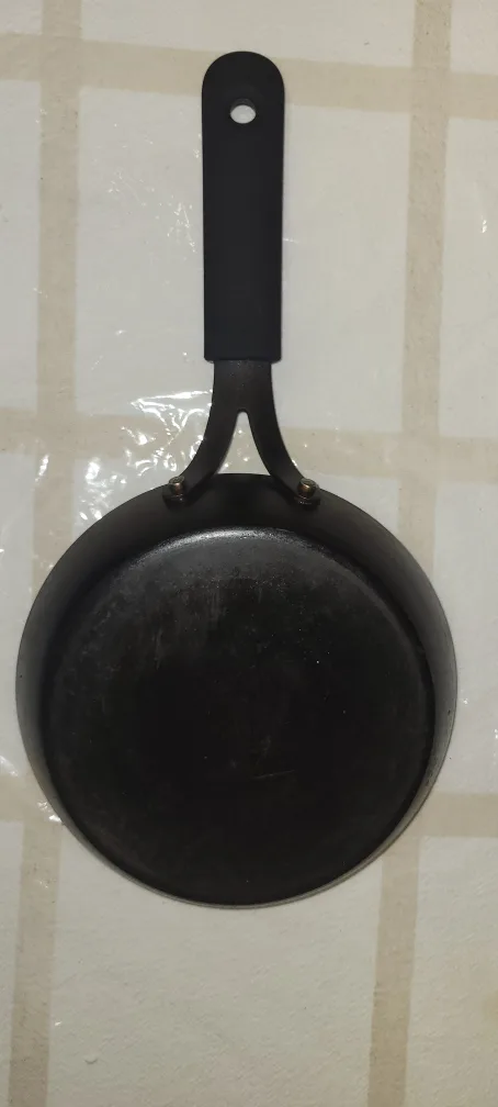 OXO Good Grips Non-Stick Fry Pan image indicator(3)