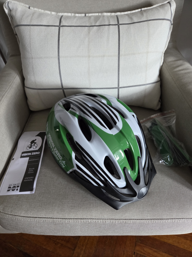 Vision Zero Bicycle Helmet - Green/White