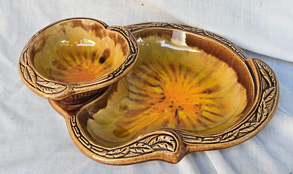 Vintage Chip & Dip Pottery Bowl Cal Orig #2925 USA thumbnail