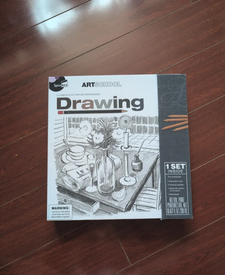 Spicebox Art School Drawing Kit thumbnail