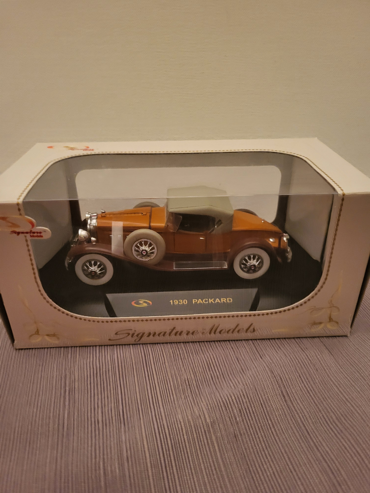 Signature Models 1930 Packard Diecast Car - photo 2