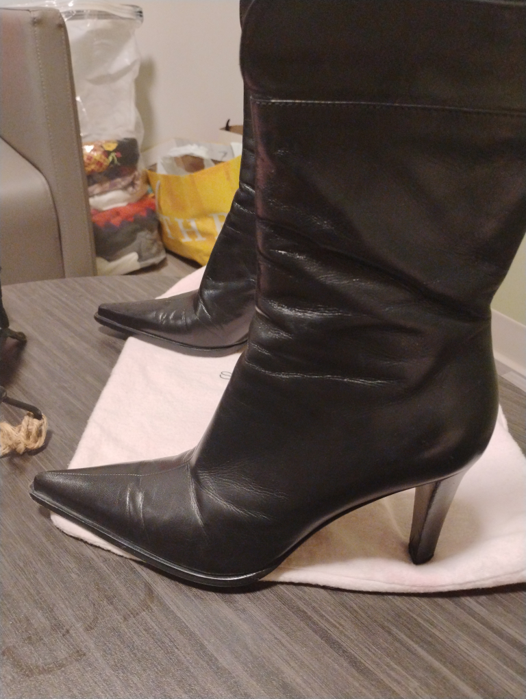 Sergio Rossi Black Leather Heel Boots - photo 2