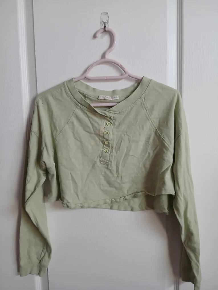 CLEANOUT (1): Girls dresses and tops image indicator(7)