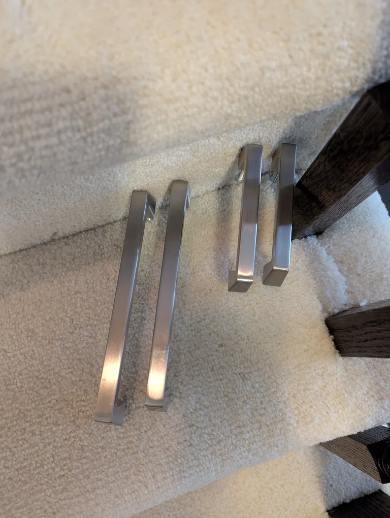 Brushed Nickel Cabinet Door/Drawer Pulls (Set of 4) thumbnail