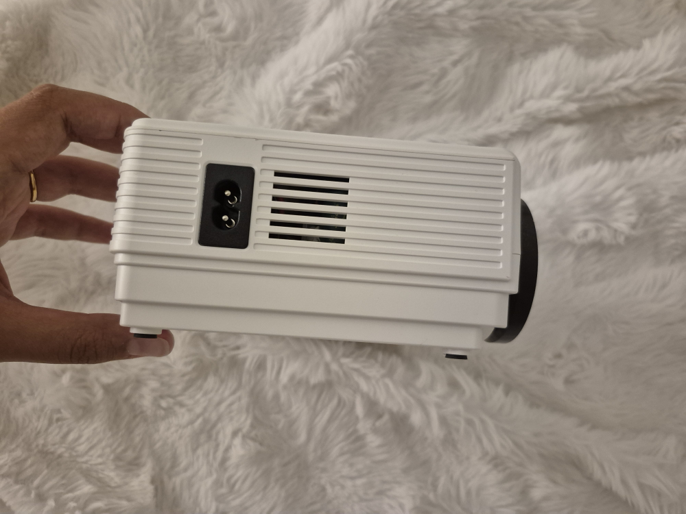 Eokeiy Projector - photo 4