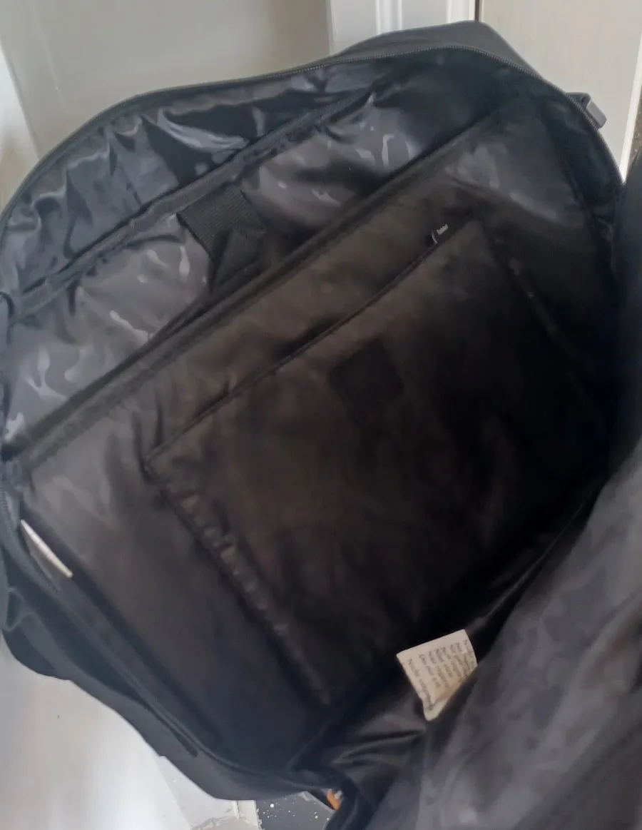 Solo New York Black Convertible Backpack image indicator(3)