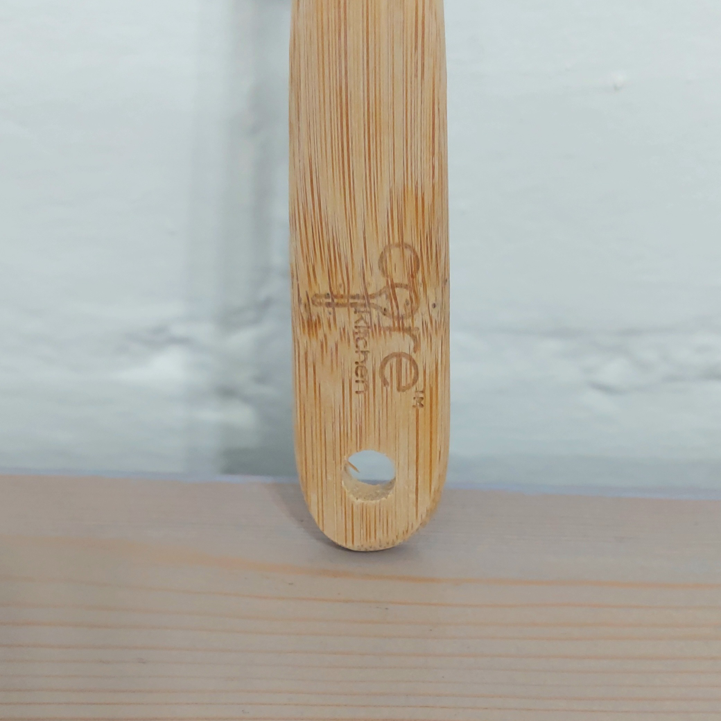 FREE small silicone spatula with bamboo handle - photo 2