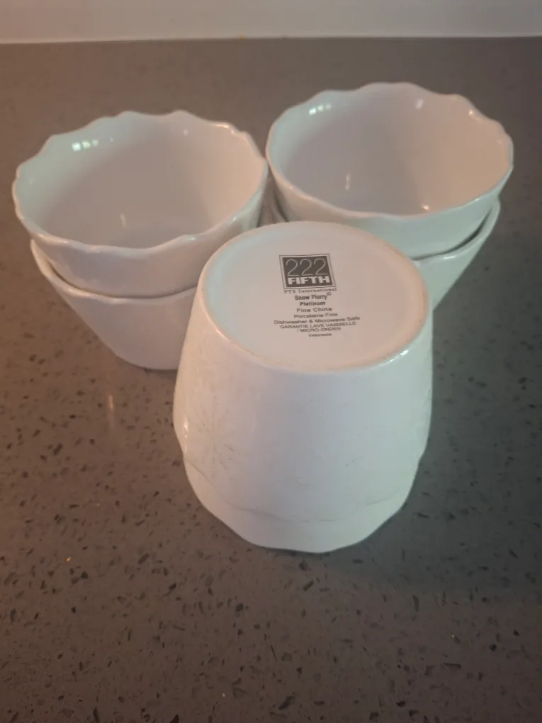 222 Fifth Snow Flurry Bowls set of 6 image indicator(2)