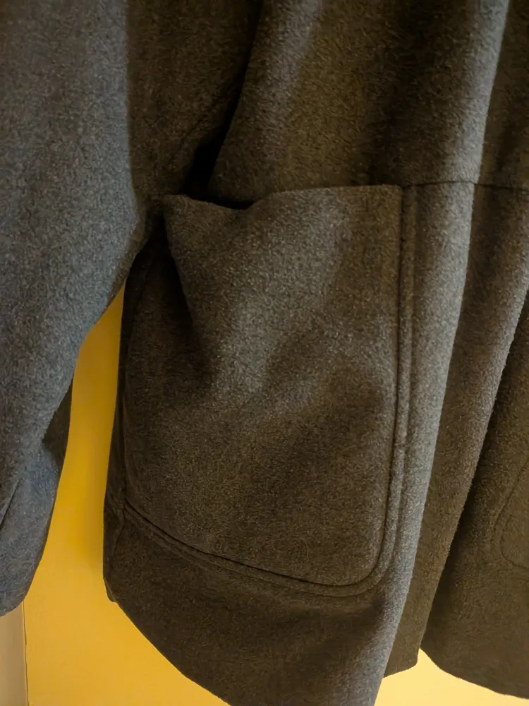 Arctic squad girls grey winter coat - Size XL image indicator(3)