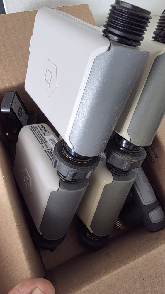 4 B-Hyve Smart Hose Faucet Timers with hub - photo 4