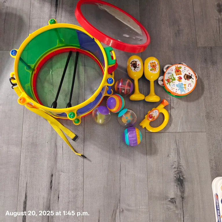 Kids Musical Instrument Set thumbnail