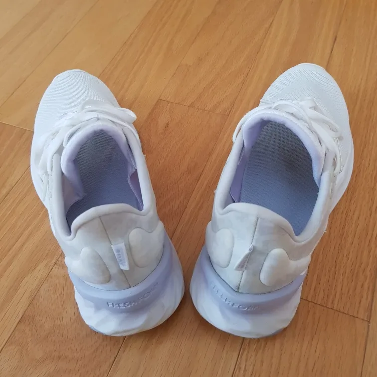 New Balance Women's Running Shoes image indicator(4)